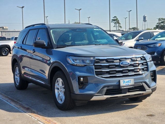 2025 Ford Explorer Active 2