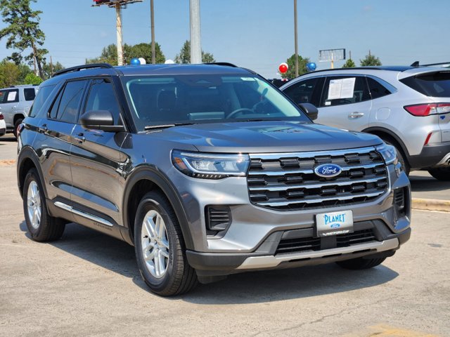 2025 Ford Explorer Active 2