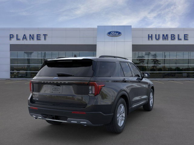 2025 Ford Explorer Active 8