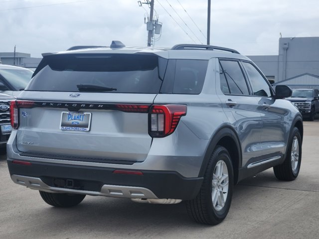 2025 Ford Explorer Active 4