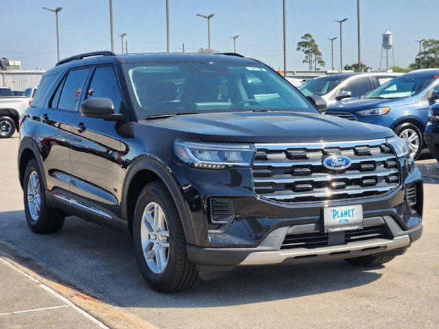 2025 Ford Explorer Active 2