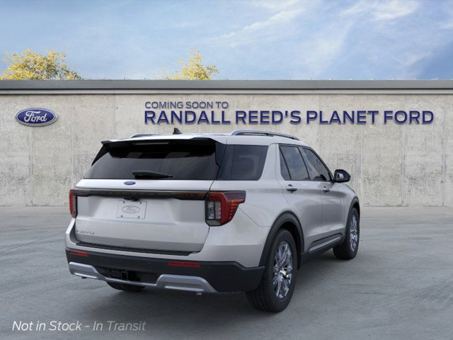 2025 Ford Explorer Platinum 8