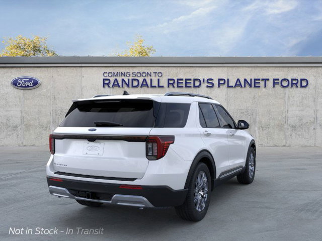 2025 Ford Explorer Platinum 8