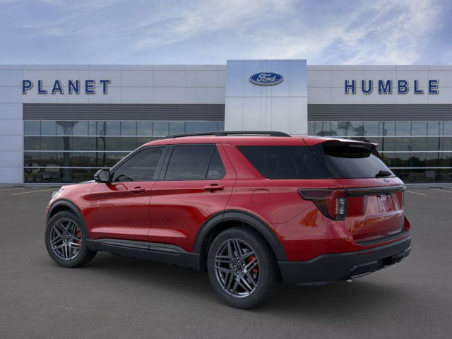 2025 Ford Explorer ST-Line 4