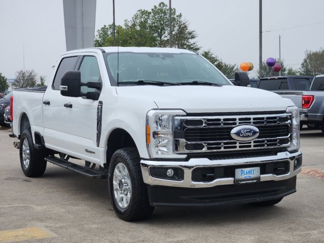 2023 Ford Super Duty F-250 SRW XLT 3