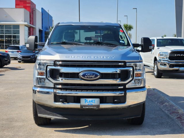 2022 Ford Super Duty F-250 SRW XLT 2