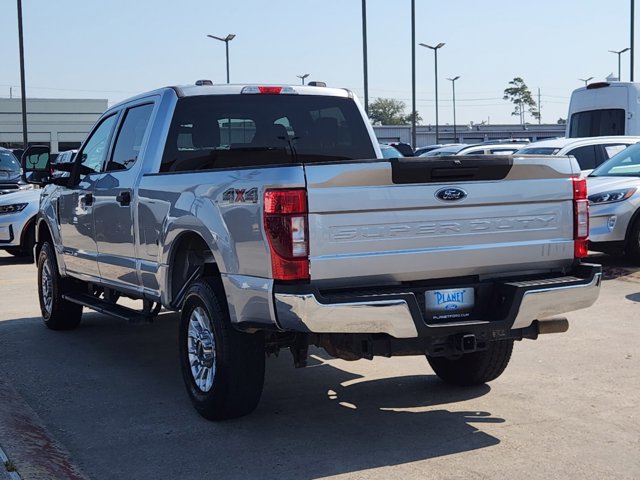 2022 Ford Super Duty F-250 SRW XLT 4