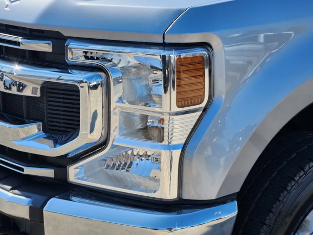 2022 Ford Super Duty F-250 SRW XLT 8