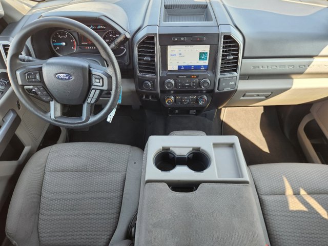 2022 Ford Super Duty F-250 SRW XLT 25