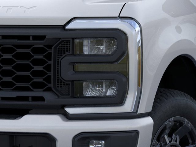 2024 Ford Super Duty F-350 SRW LARIAT 18