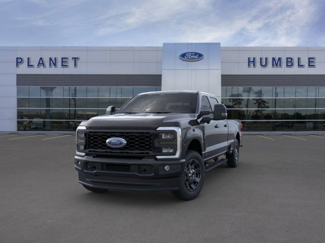 2024 Ford Super Duty F-350 SRW XLT 2