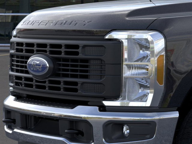 2024 Ford Super Duty F-350 DRW XL 17