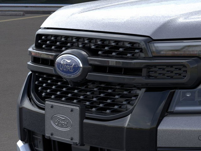 2024 Ford Ranger LARIAT 17