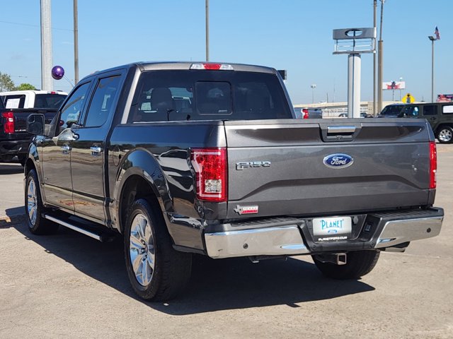 2015 Ford F-150  4