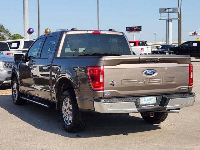 2021 Ford F-150 XLT 4