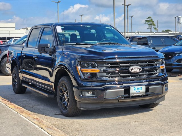 2024 Ford F-150 XLT 2