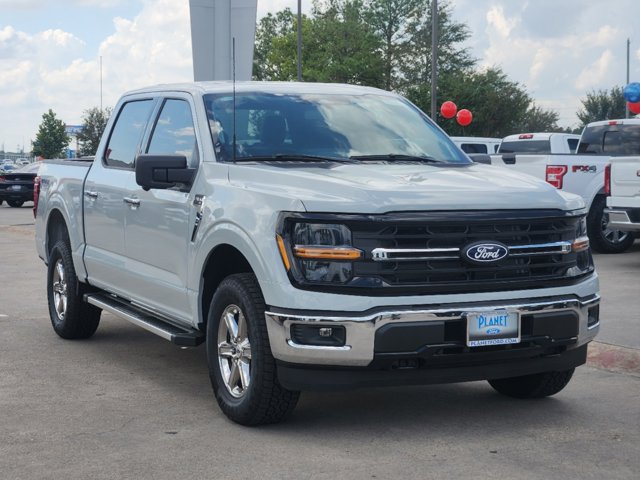 2024 Ford F-150 XLT 2