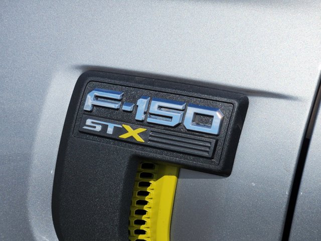 2024 Ford F-150 STX 8