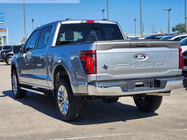 2024 Ford F-150 XLT 4