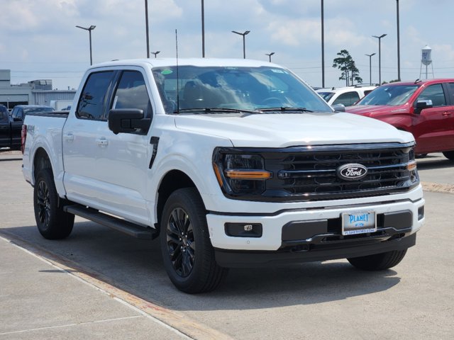 2024 Ford F-150 XLT 2