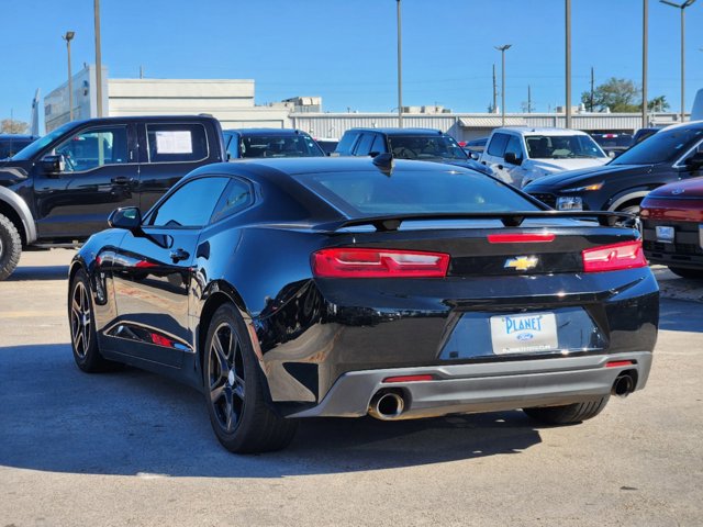 2018 Chevrolet Camaro 1LT 4