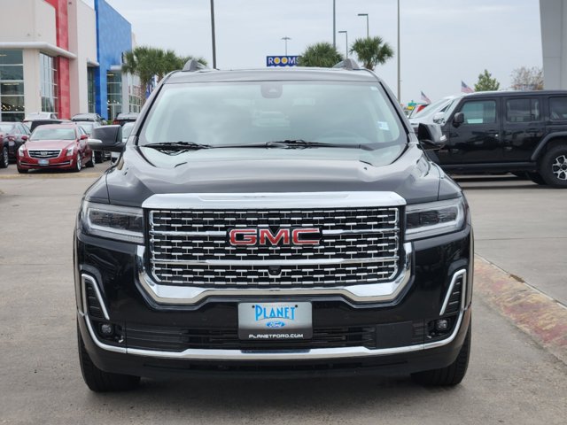 2023 GMC Acadia Denali 2