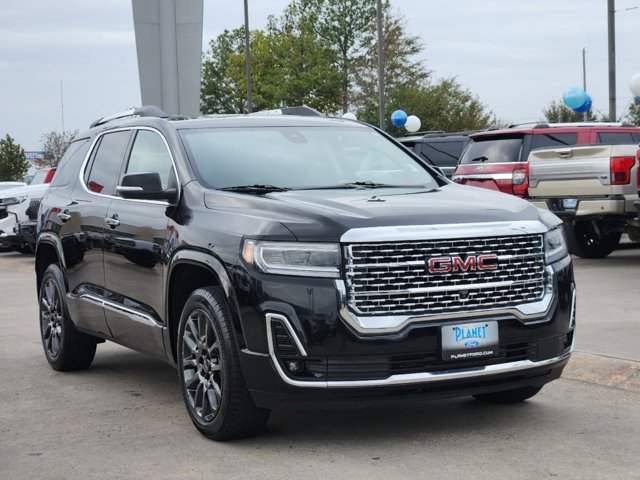 2023 GMC Acadia Denali 3