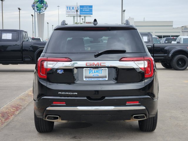 2023 GMC Acadia Denali 5