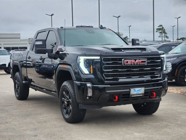 2024 GMC Sierra 2500HD AT4 3