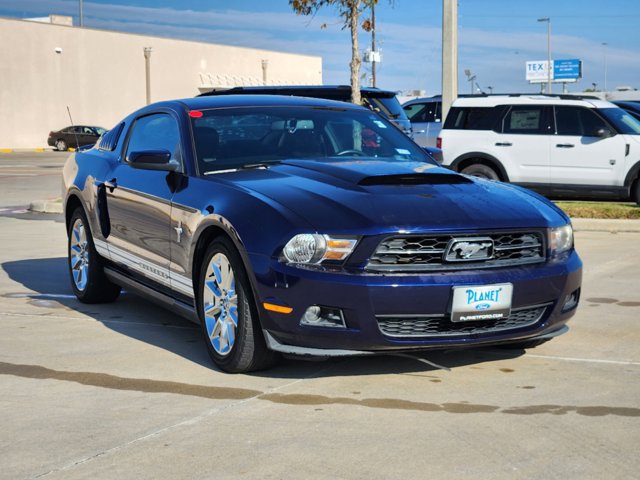 2010 Ford Mustang  3