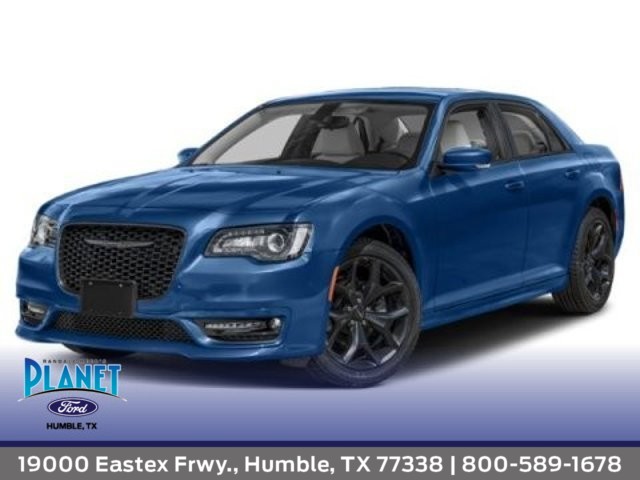 2023 Chrysler 300-Series 300S 1