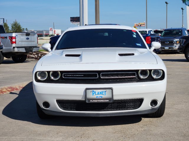 2019 Dodge Challenger SXT 2