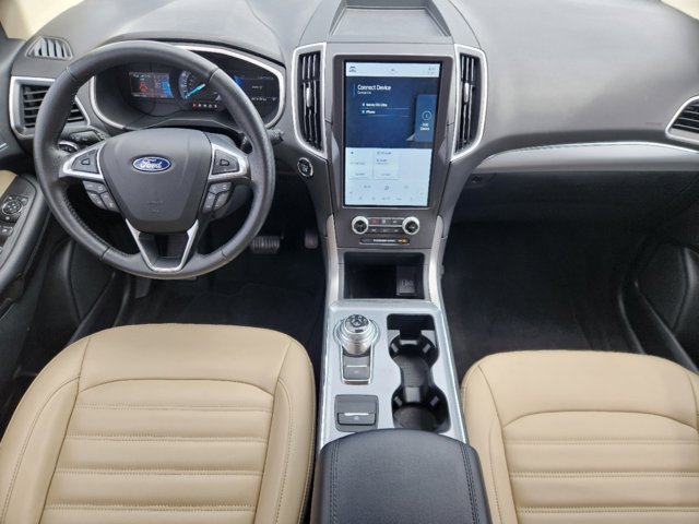 2021 Ford Edge SEL 25