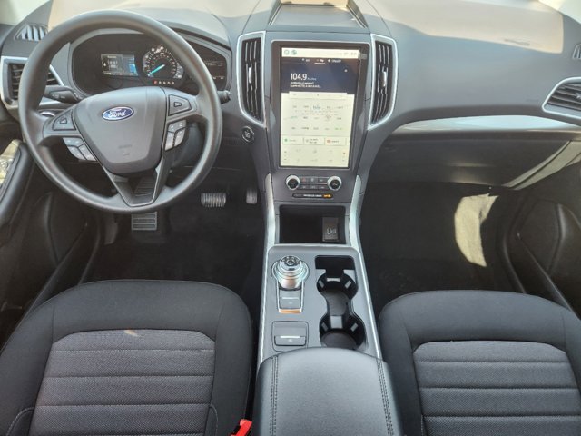 2024 Ford Edge SE 19