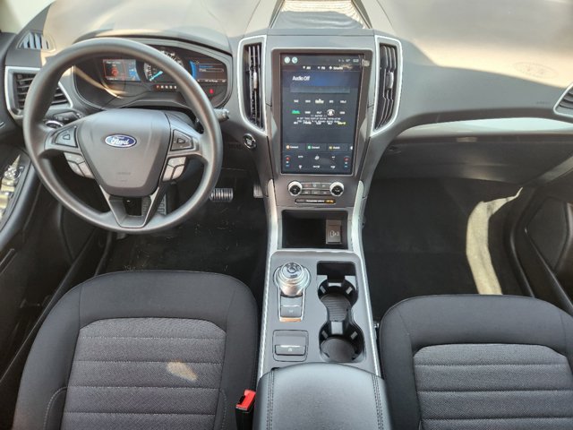 2024 Ford Edge SE 18