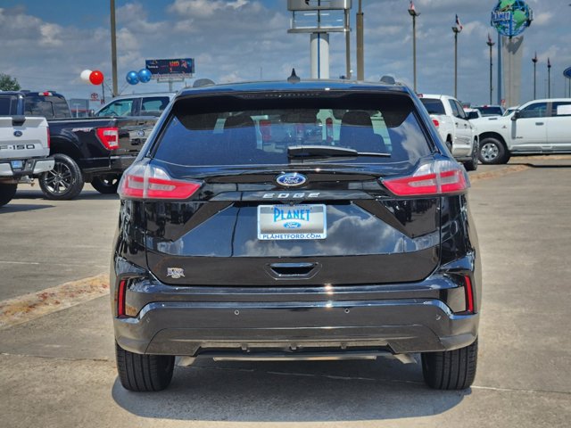 2022 Ford Edge ST-Line 5