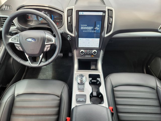 2024 Ford Edge ST-Line 18