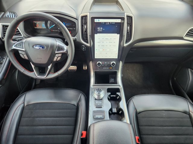 2024 Ford Edge ST-Line 18