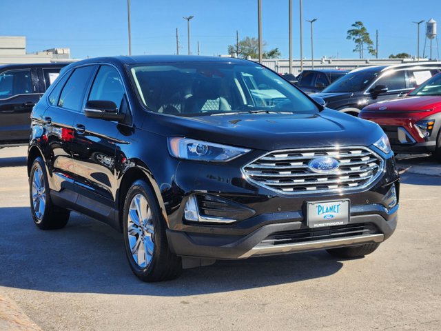 2023 Ford Edge Titanium 3