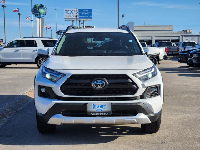 2022 Toyota RAV4 Adventure 2