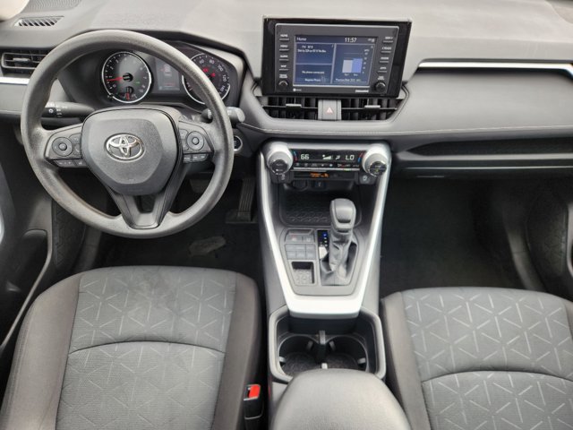 2022 Toyota RAV4 XLE 26