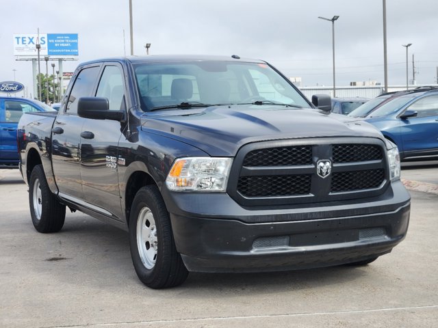 2022 Ram 1500 Classic Tradesman 3