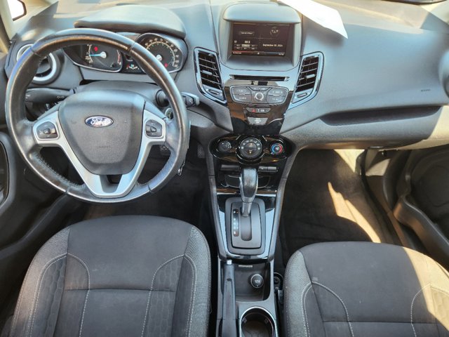 2014 Ford Fiesta SE 26