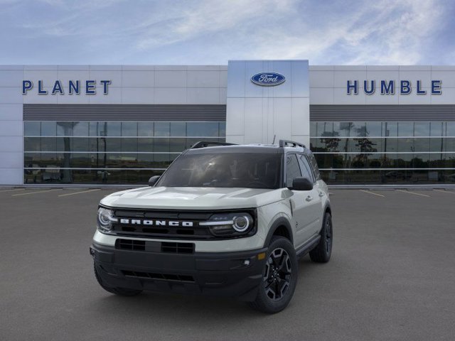 2024 Ford Bronco Sport Outer Banks 2