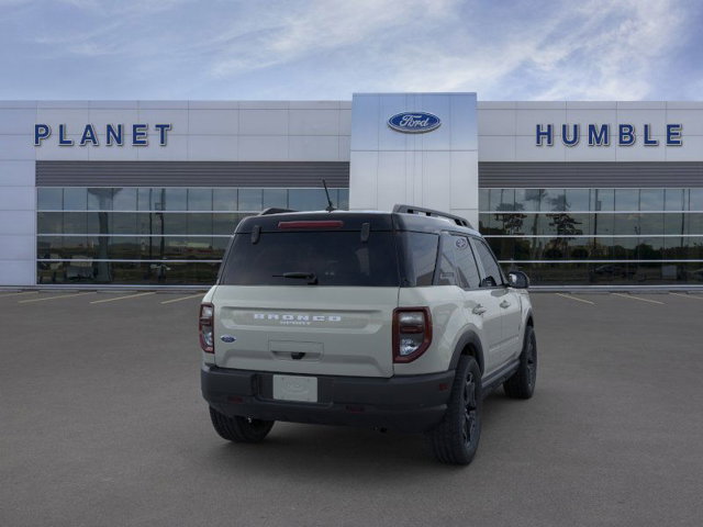 2024 Ford Bronco Sport Outer Banks 8