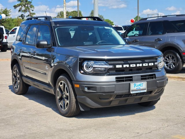 2024 Ford Bronco Sport Outer Banks 2