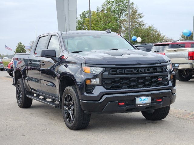 2023 Chevrolet Silverado 1500 Custom Trail Boss 3