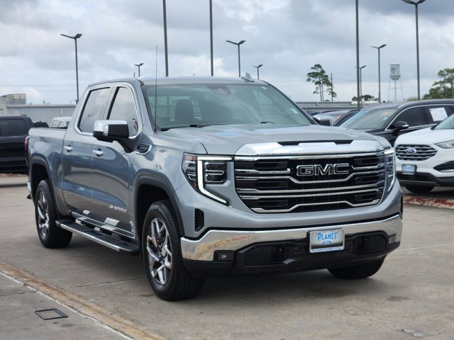 2024 GMC Sierra 1500 SLT 3