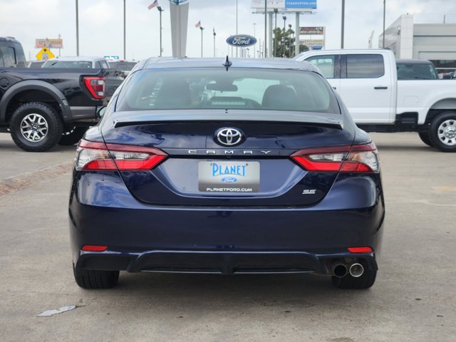 2022 Toyota Camry SE 5