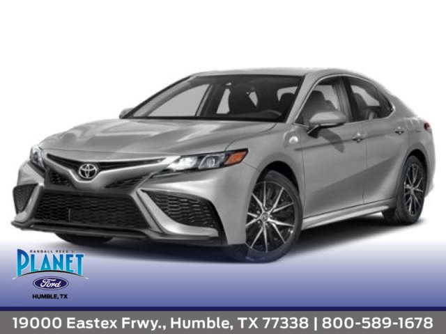 2022 Toyota Camry SE 1